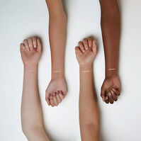 Inner Eye Lápiz Iluminador   Inner Eye Lápiz Iluminador   2